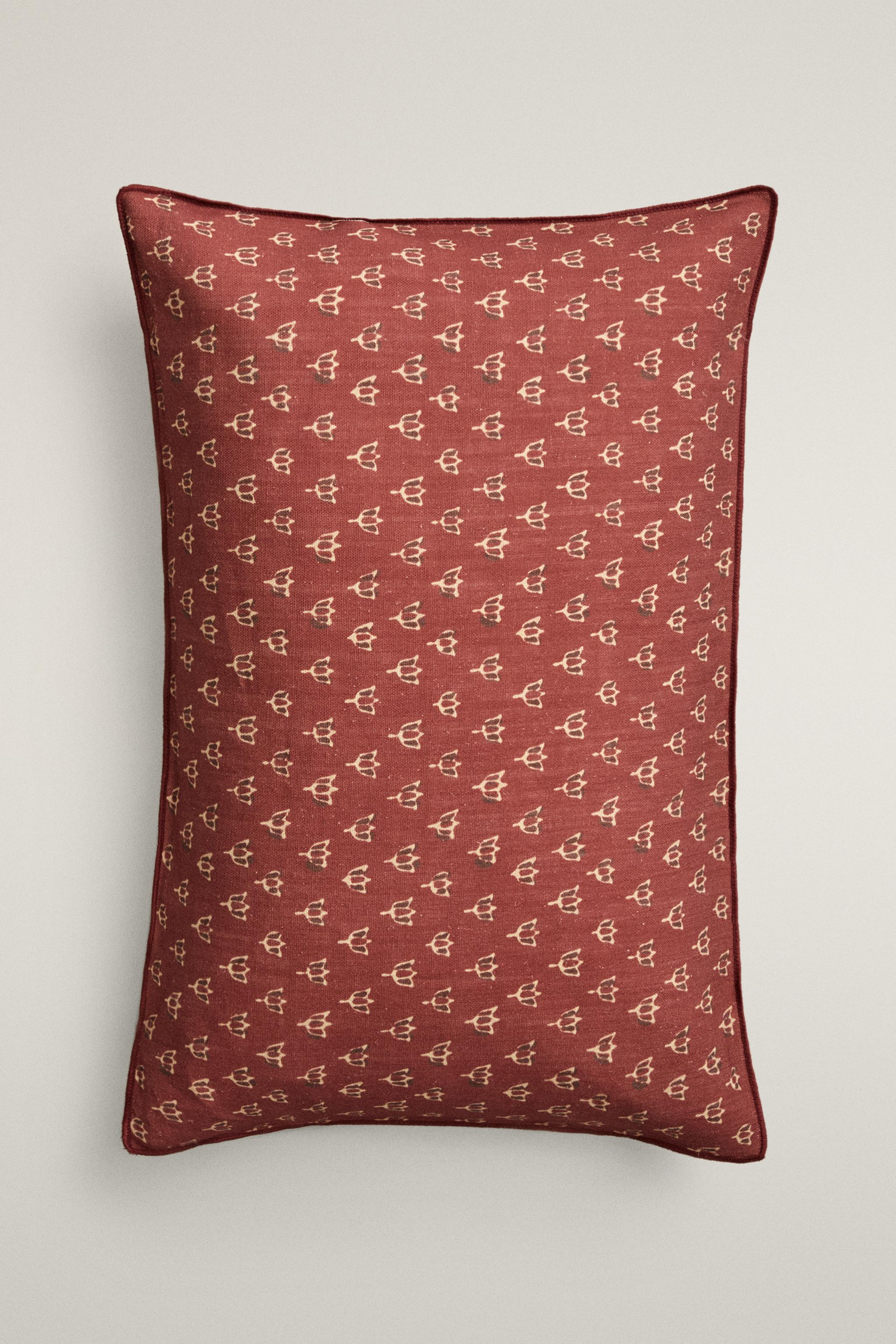 FLORAL AND STRIPE THROW PILLOW COVER